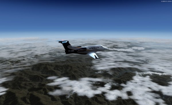 Embraer - Phenom - 300-115.jpg