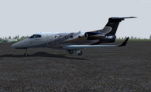 Embraer - Phenom - 300-174.jpg