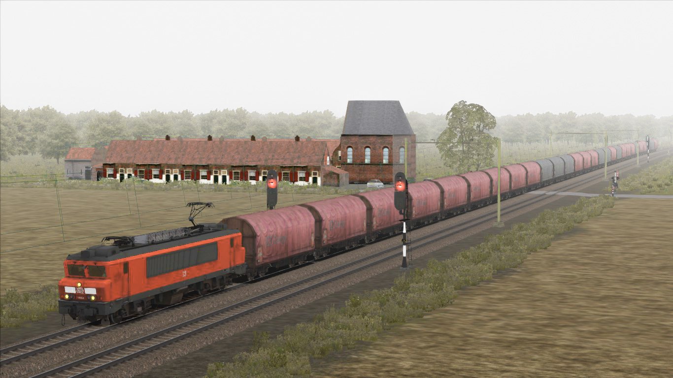DB 166 met gesloten staalwagens