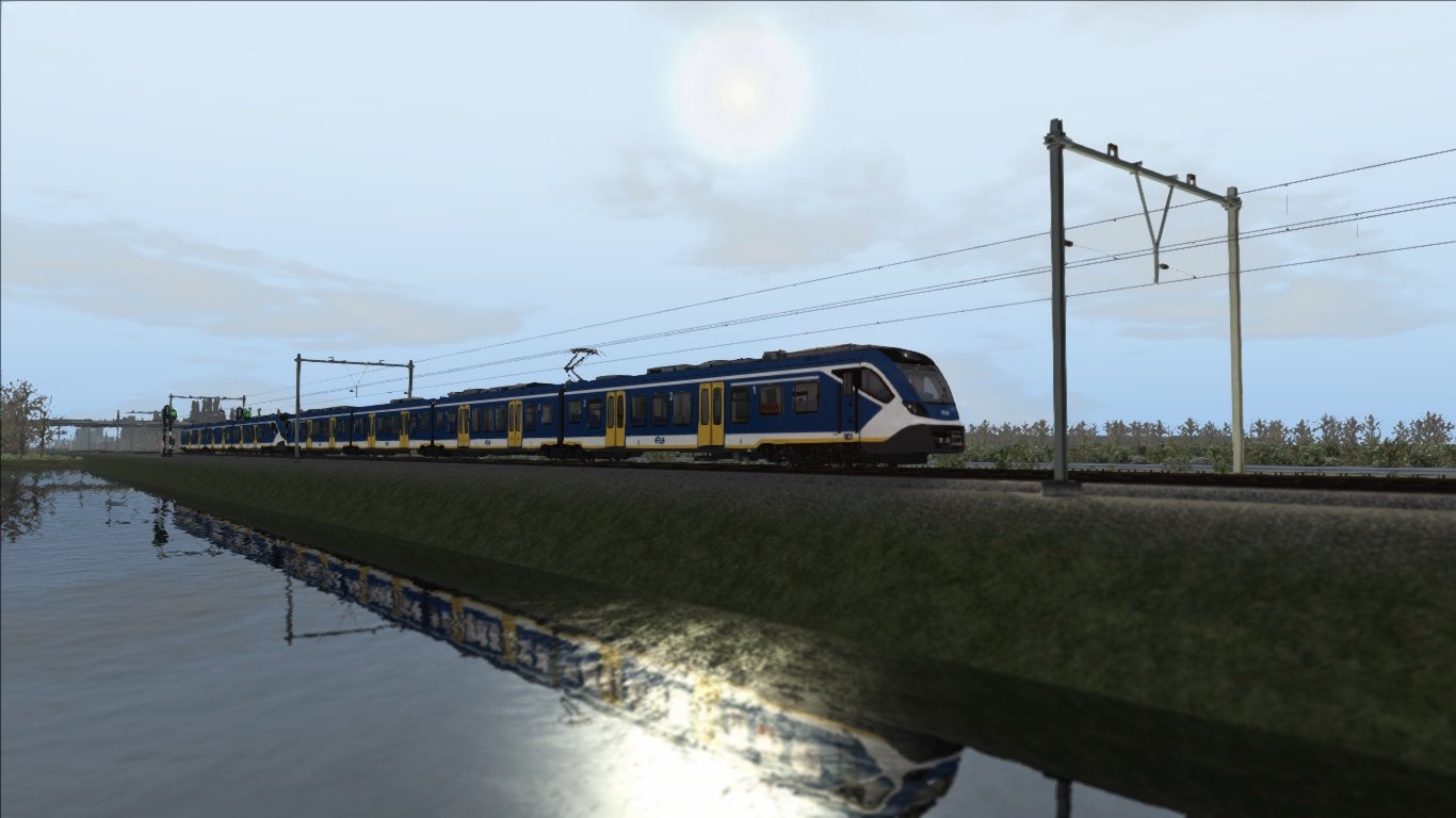 NS SNG onderweg van Amsterdam naar Hoorn