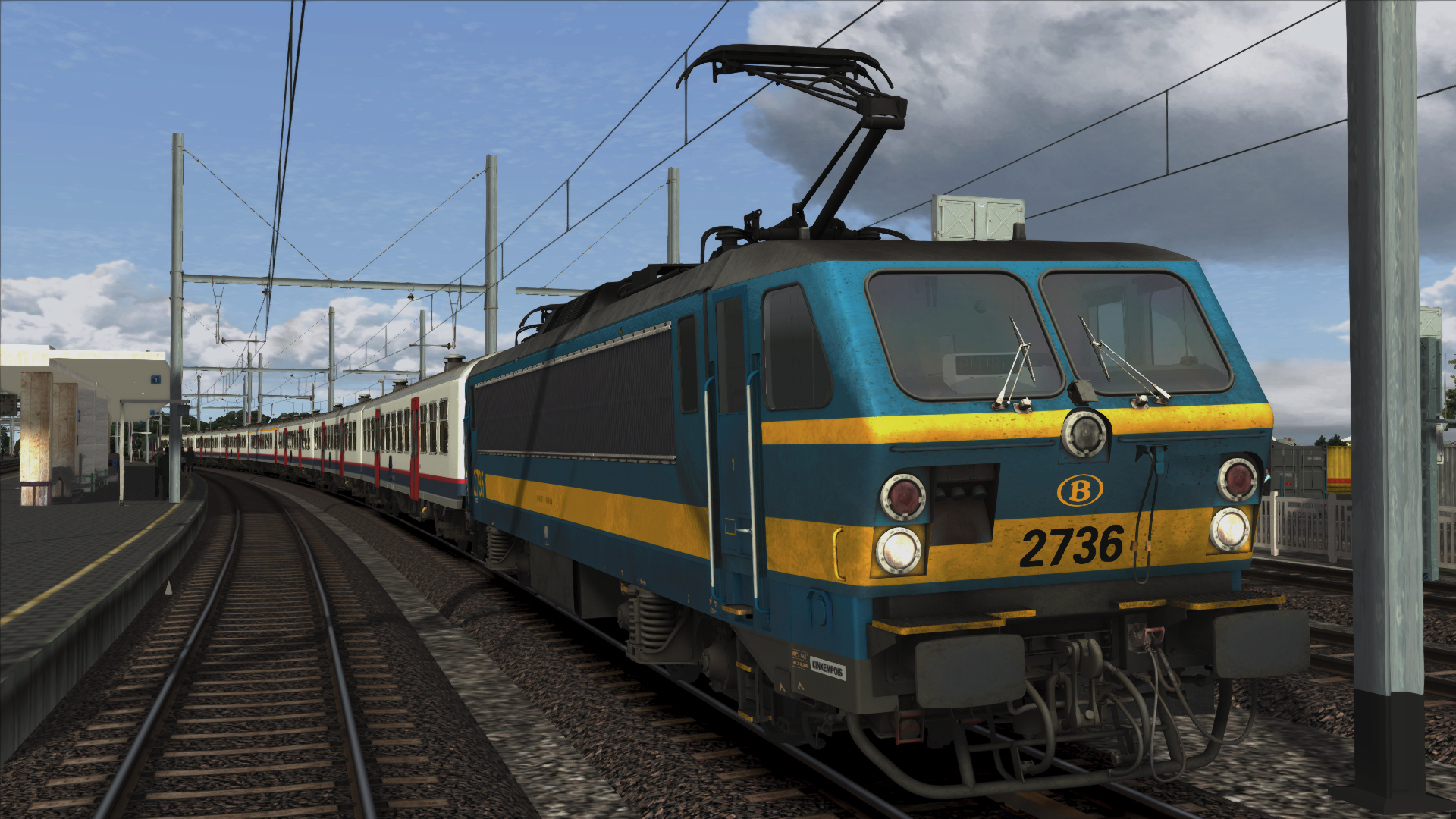 HLE2736 and 7 M4 coaches to Ath (BE)