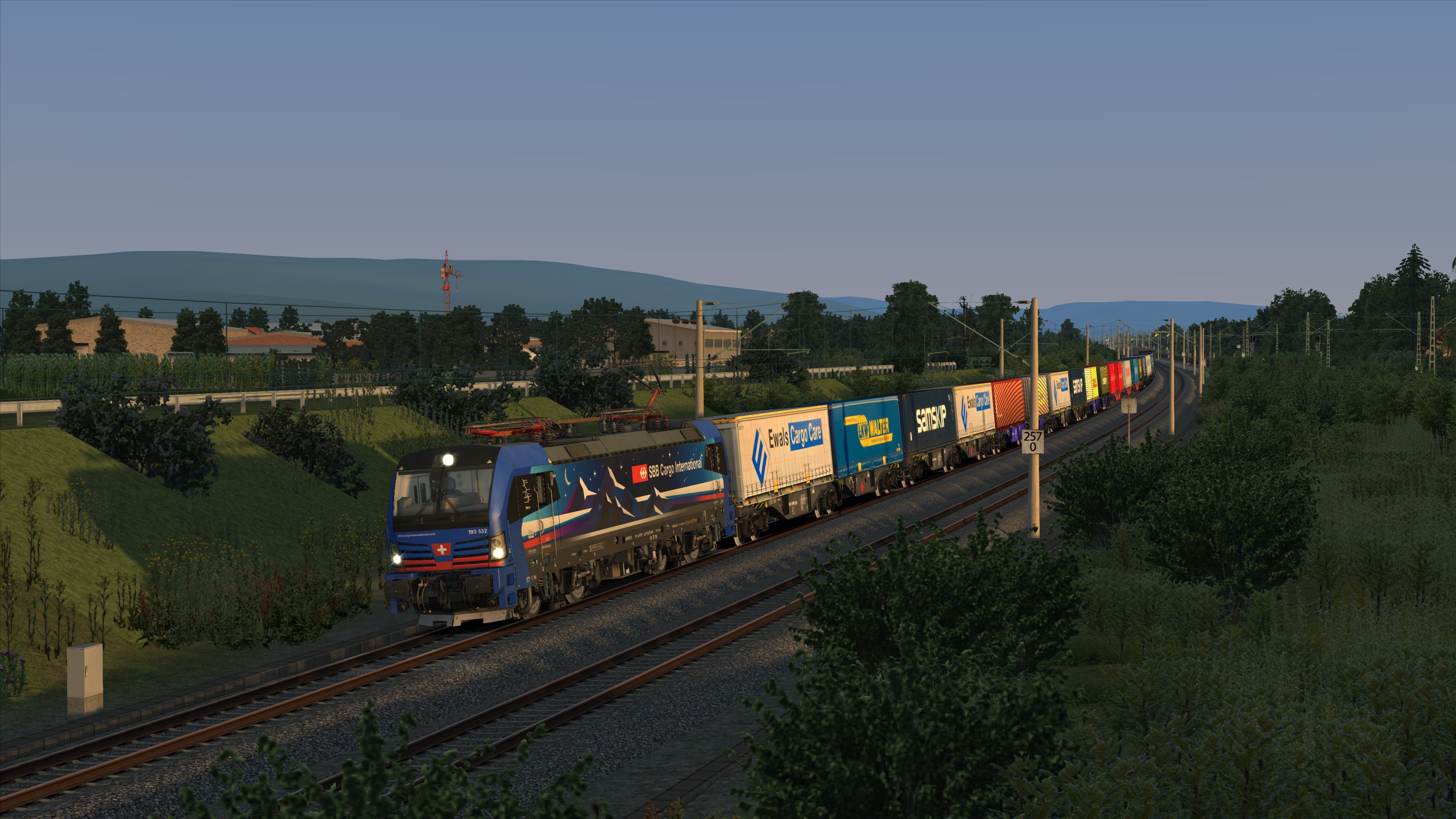 193 532 met een container trein net voor de Katzenbergtunnel
