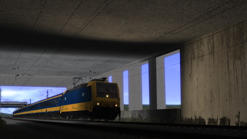 More information about "TRAXX raast onder tunnel!"
