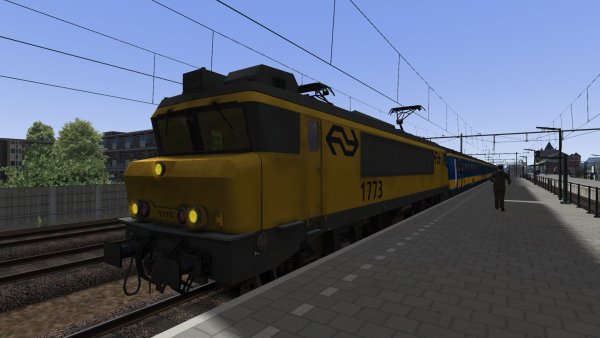 NS 1773 met ICRm op station Miezerveen.